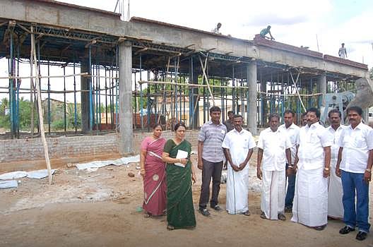 விருதுநகர் அருகே கோட்டூரில் ரூ.1.50 கோடியில் நவீன பேருந்து நிலையம் அமைக்கும் பணி மும்முரம்